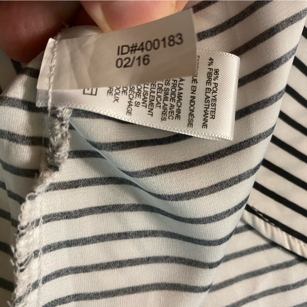SALE!!! Express striped blouse—S - Picture 5 of 6